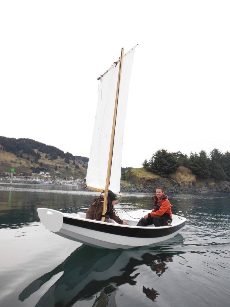 Scarlet seems to move faster than the wind!  What a quick sexy craft.