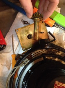 Mounting socket and spindle from gear box parts.