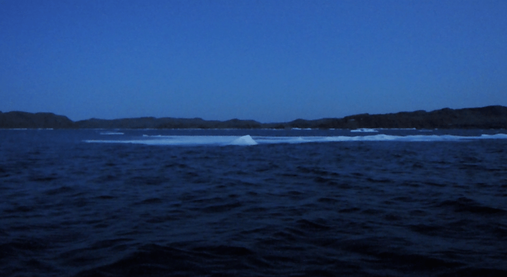 A look South at Magpie Rock, where the current is strongest.